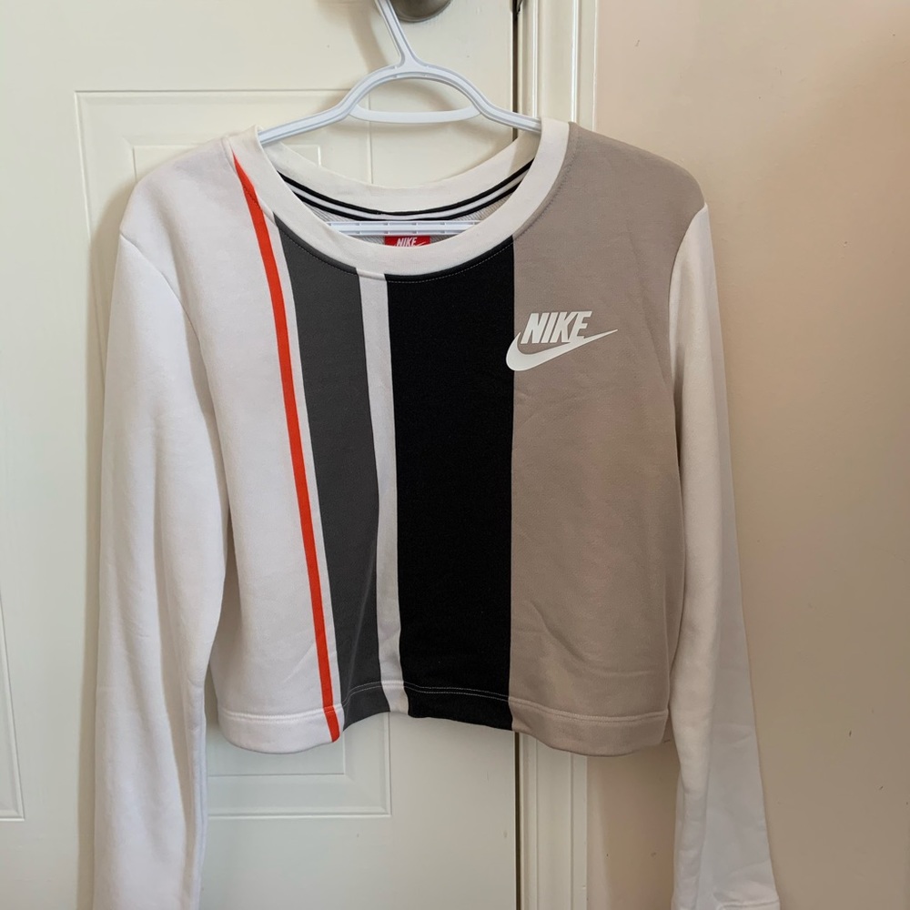 Nike sportswear